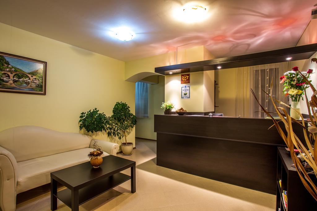 Hotel Saint Konstantin Glavatartsi Buitenkant foto