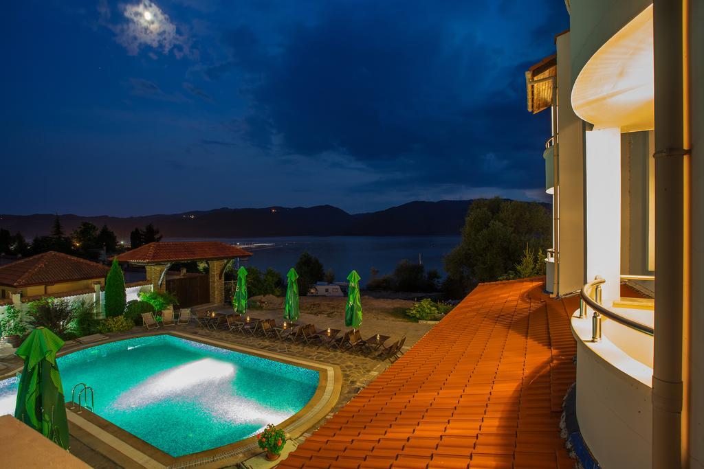 Hotel Saint Konstantin Glavatartsi Buitenkant foto