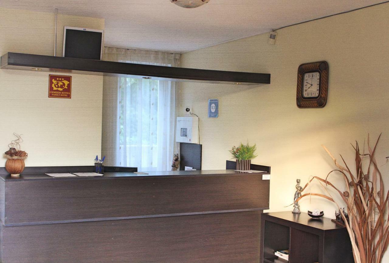 Hotel Saint Konstantin Glavatartsi Buitenkant foto