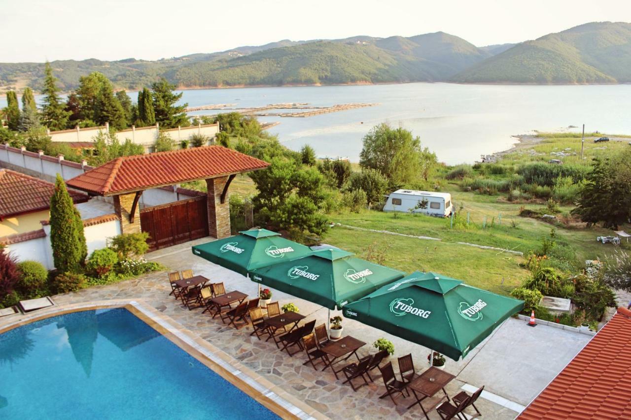 Hotel Saint Konstantin Glavatartsi Buitenkant foto